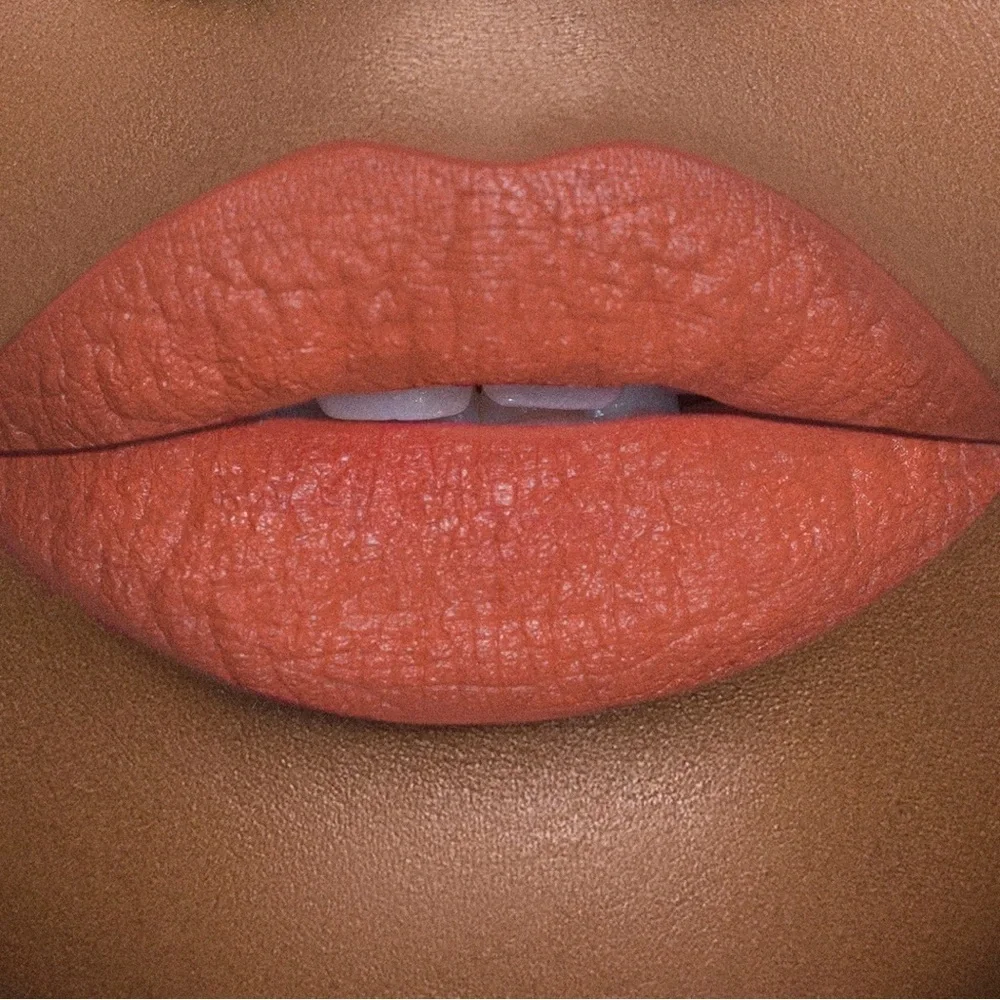NWT Jeffree Star Velvet Trap Kumquat